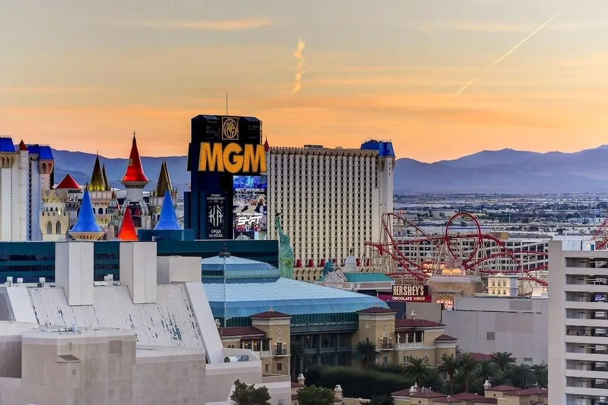 Signature 2Br3Ba Balcony Combo Units 16-702 And 04 Las Vegas 0*,