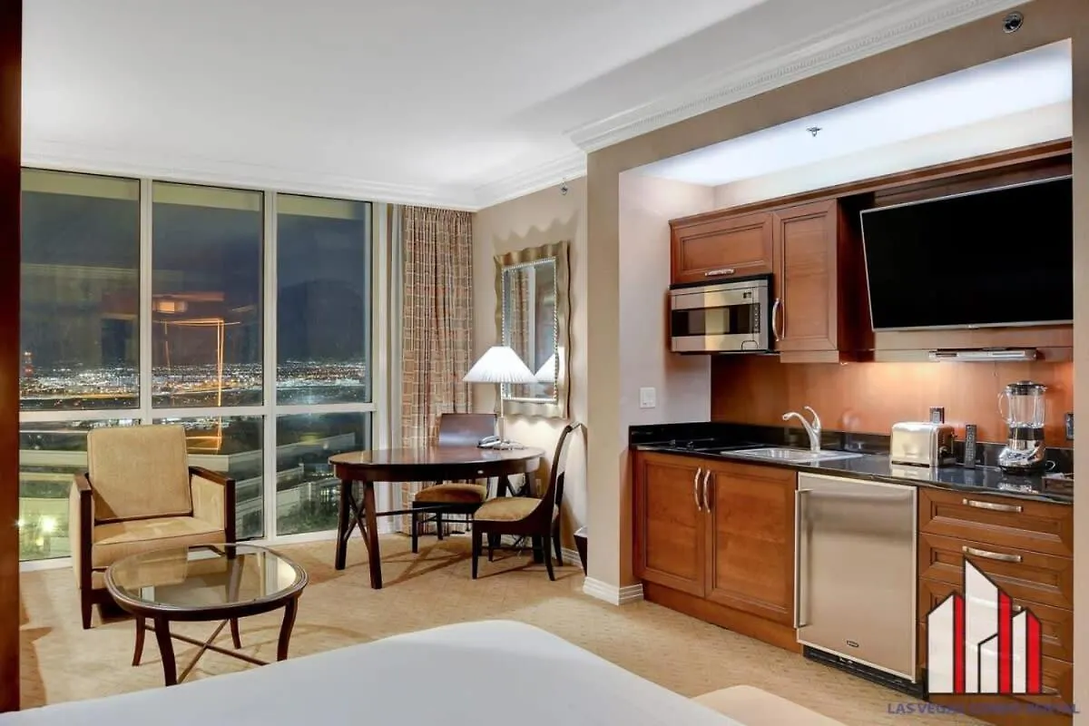 Signature 2Br3Ba Balcony Combo Units 16-702 And 04 Las Vegas